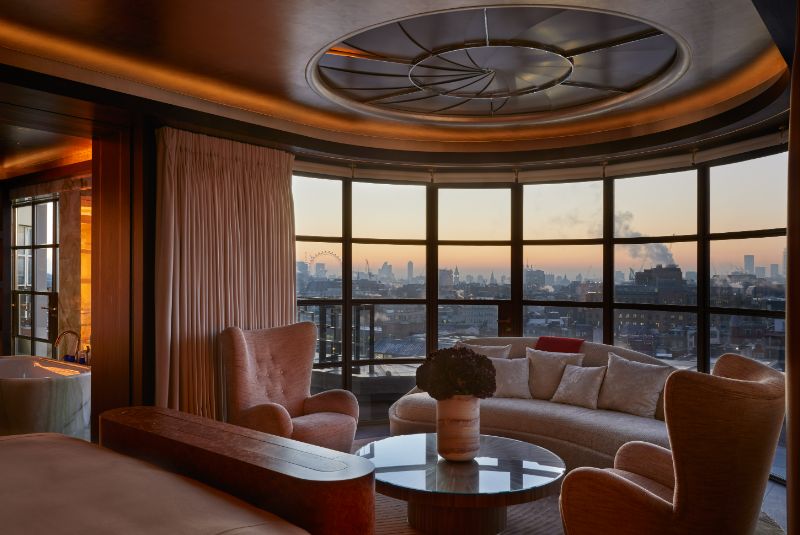 W50BH24-highlights-Claridges Penthouse Bedroom 1-1